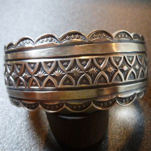 ナバホ Gary・Reeves ゲーリー・リーブス スタンプワーク バングル