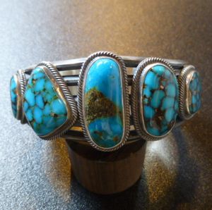 ナバホ Kirk・Smith カーク・スミス パイロットマウンテンターコイズ付