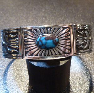 ナバホ Howard・Nelson ハワード・ネルソン サンバースト バングル