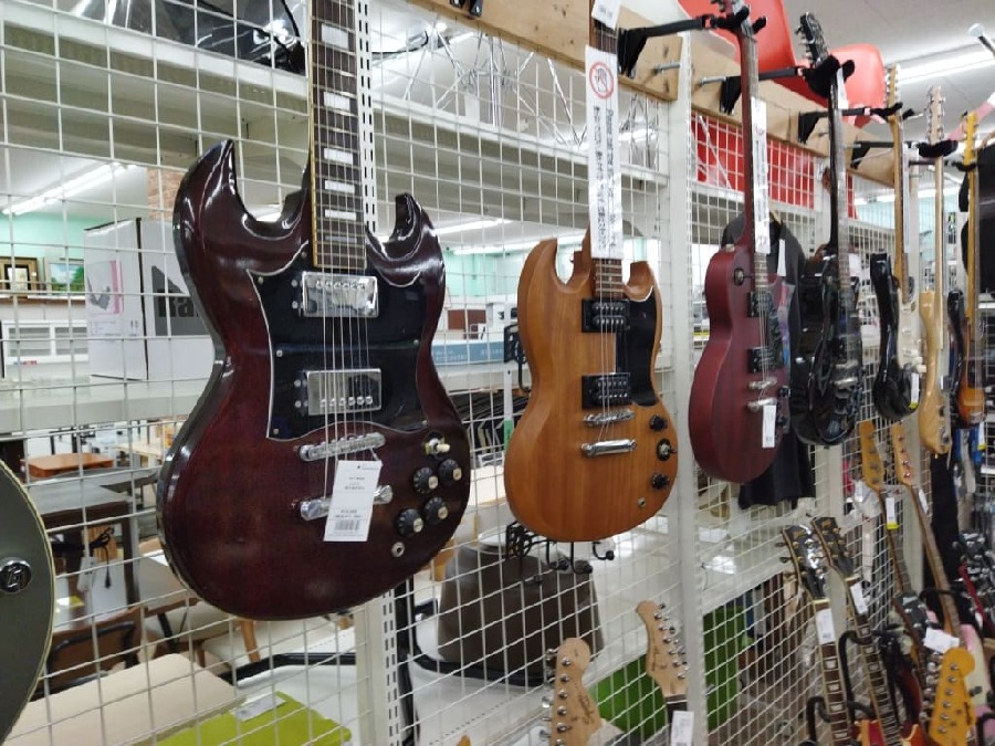 ビザール？ビンテージ？70年代Bellwood SGタイプのエレキギターを買取