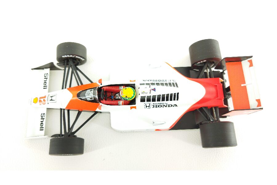 ミニチャンプス 1/18 マクラーレン MP4/4 アイルトンセナ入荷しました