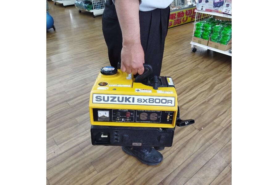 小型で軽量なのでキャンプやアウトドアに・・・【スズキ/SUZUKI