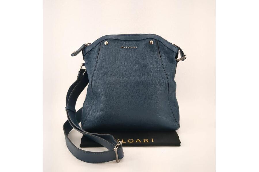 ブルガリ ショルダーバッグ オクト ネイビー レザー BVLGARI ユニ