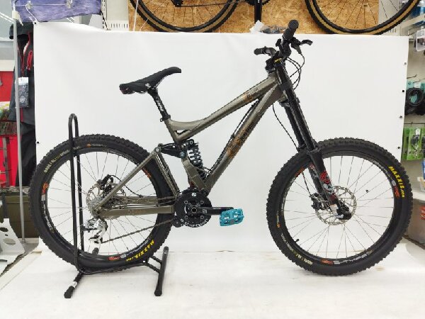 フルサス ダウンヒルバイク入荷しました!! IRON HORSE SUNDAY EXPART