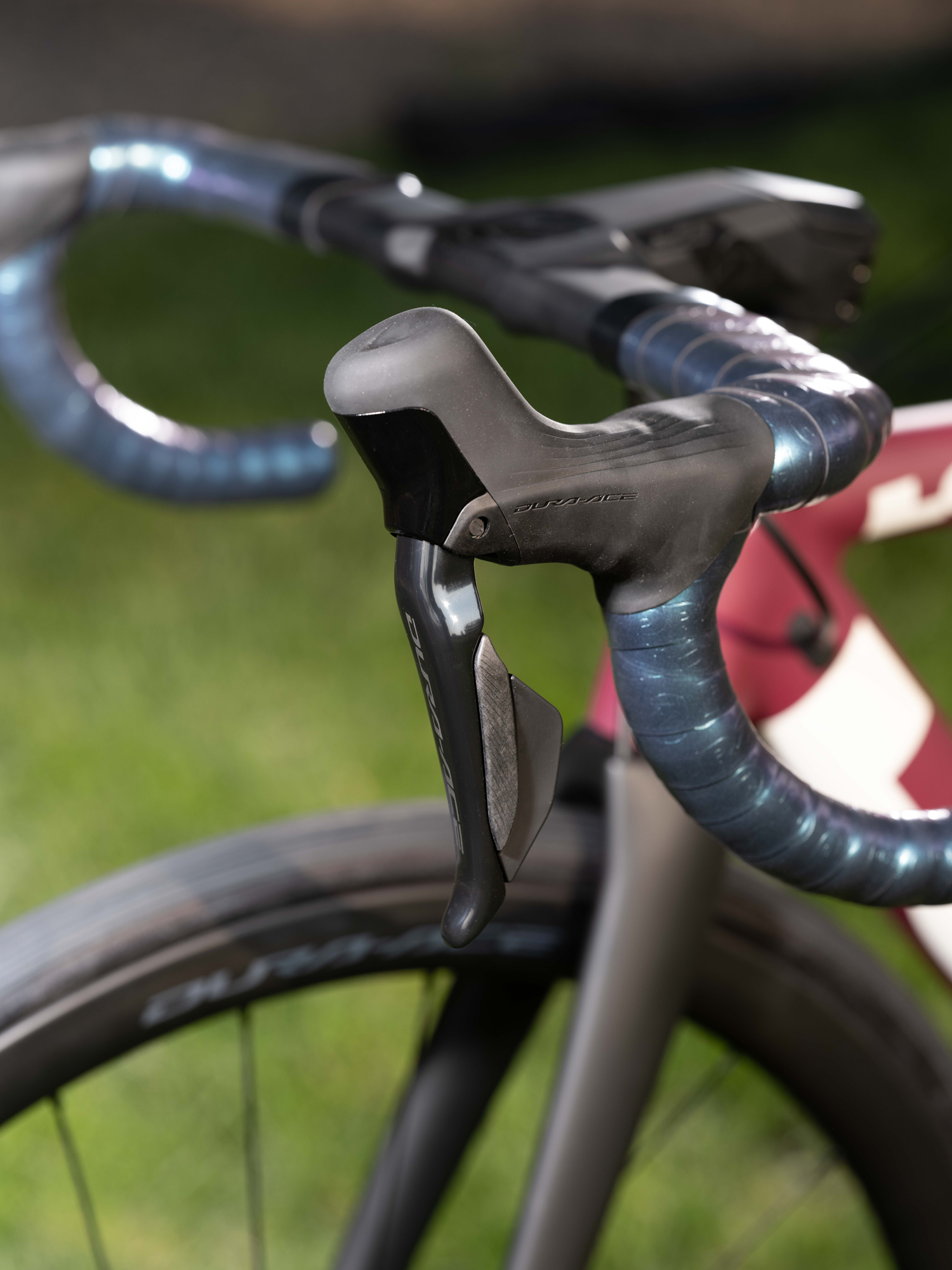 Scaled to Fit: PRO's New PLT Ergo Carbon Handlebar | Pro Bikegear