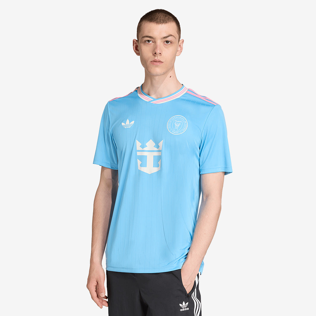 1036270_main.jpg?v=1771515335&