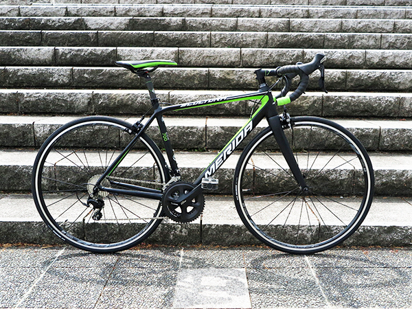 みどりの日なので、グリーンがトレードカラーのロードバイクを紹介