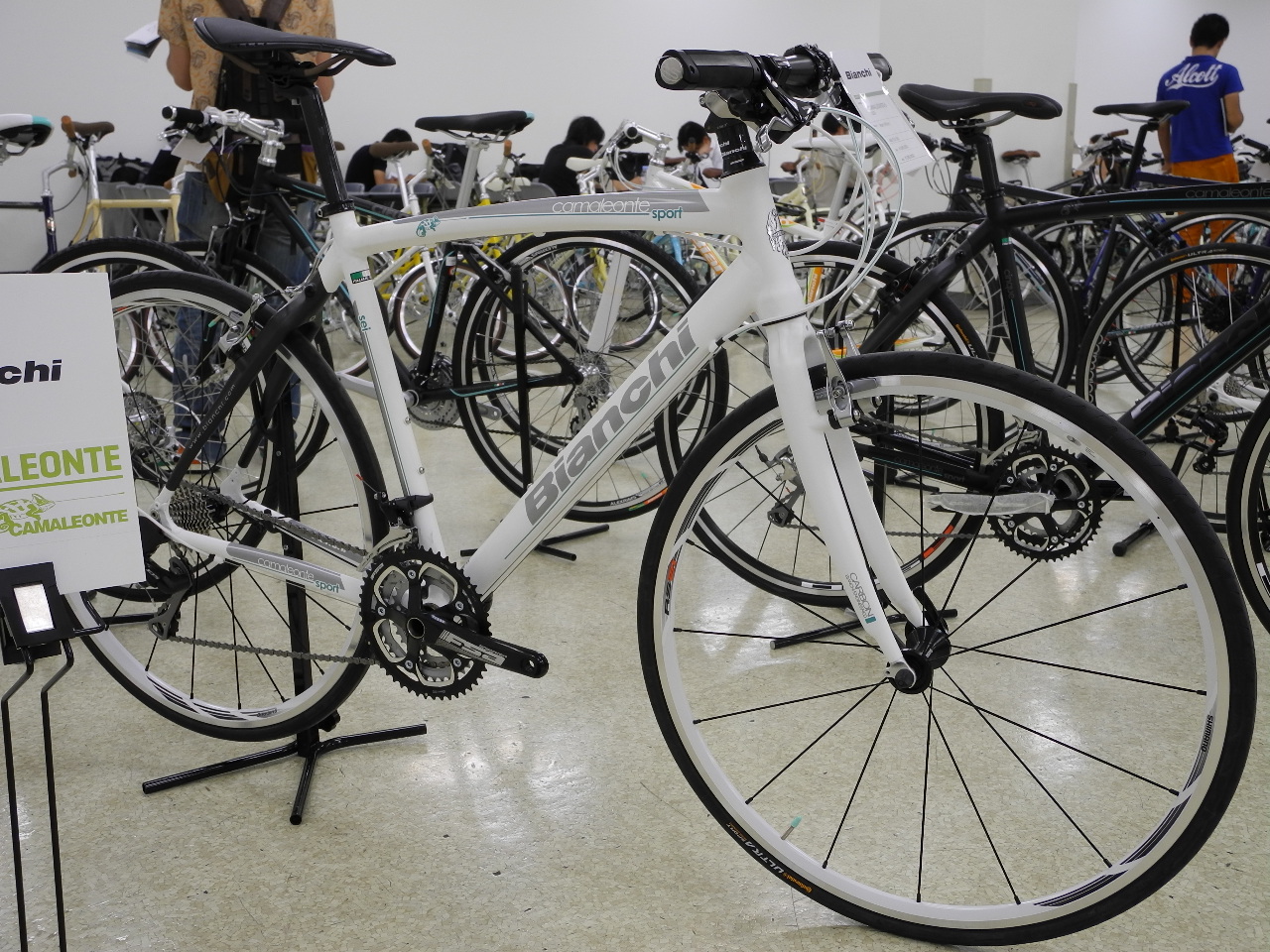 BIANCHI(ビアンキ)2013年モデル最新情報 クロスバイク編 | はんなりと