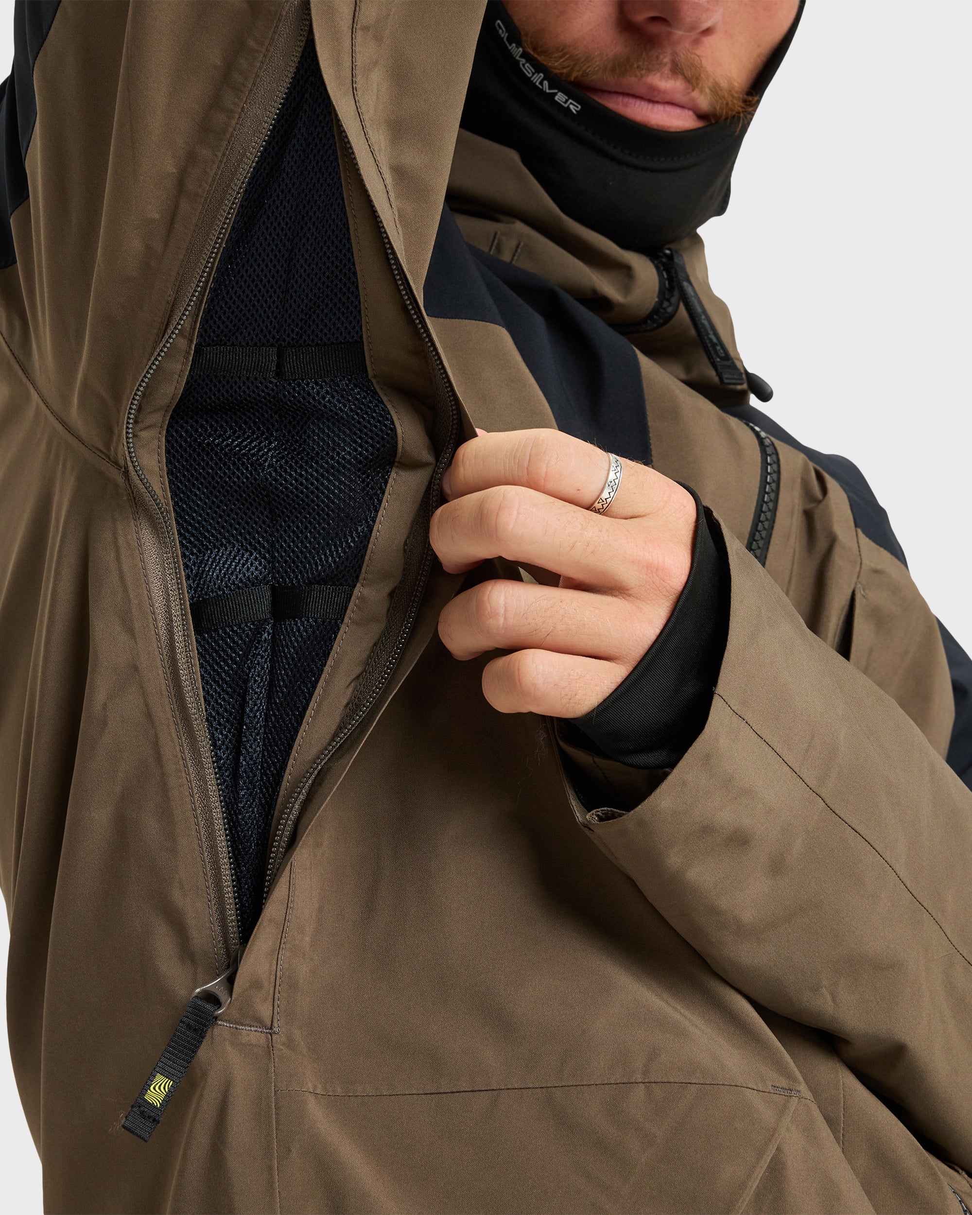 Forever Stretch GORE-TEX Jacket - Canteen | Quiksilver