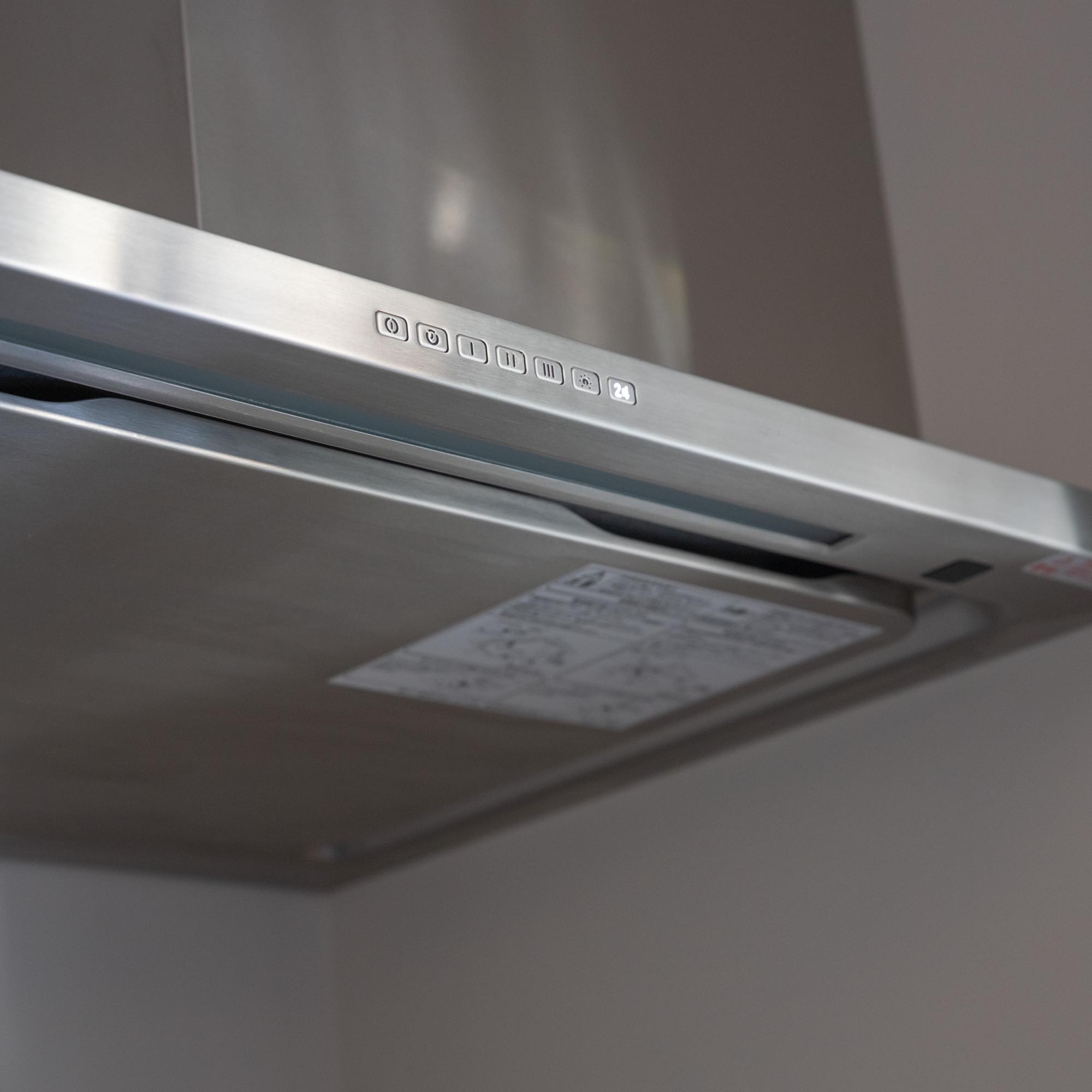 薄型レンジフード 正面壁付け型 W900 ブラック スリムタイプ | KB