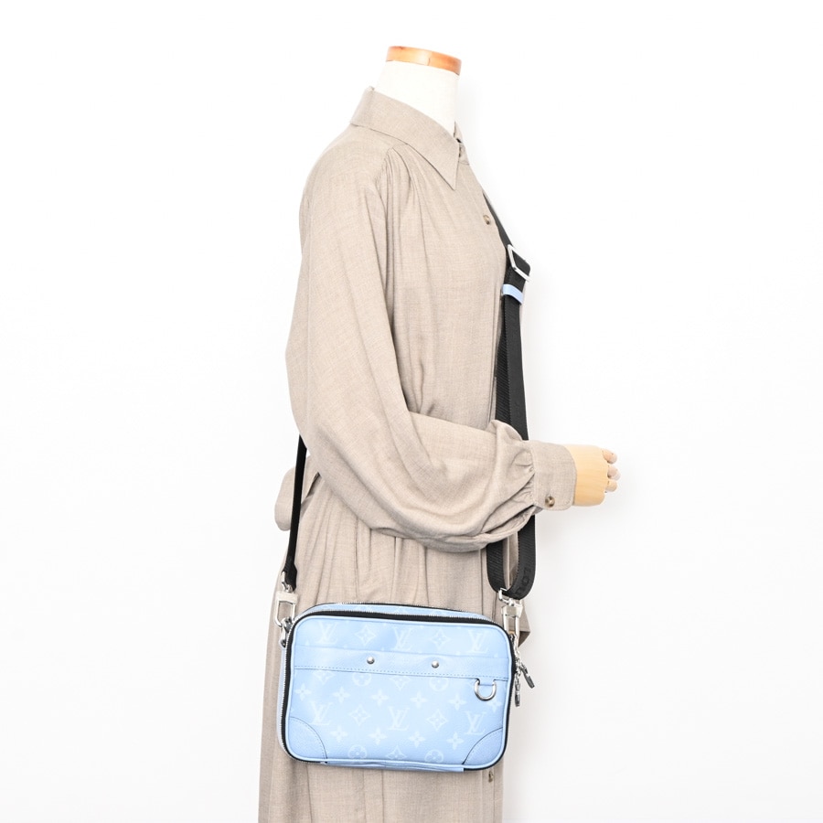 アルファメッセンジャー(約W23xH15xD6cm(実寸) ライトブルー