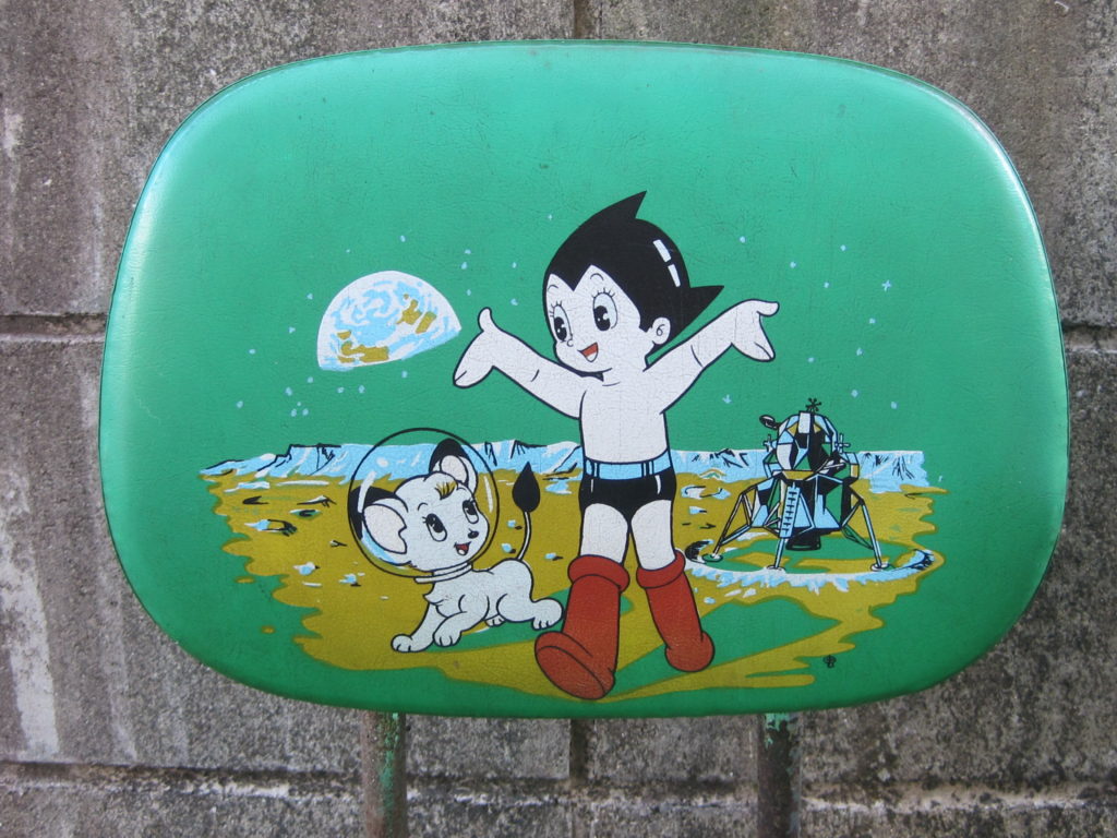 商品NO、B-161 アトムの椅子 鉄腕アトム 昭和レトロ 緑色 SOLDOUT