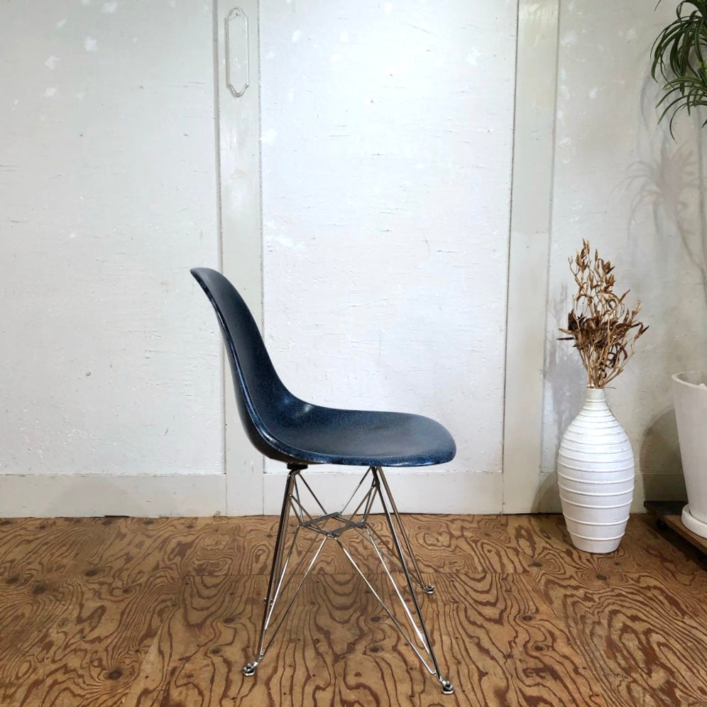 モダニカ / MODERNICA サイドシェルチェア FRP インディゴ チャールズ