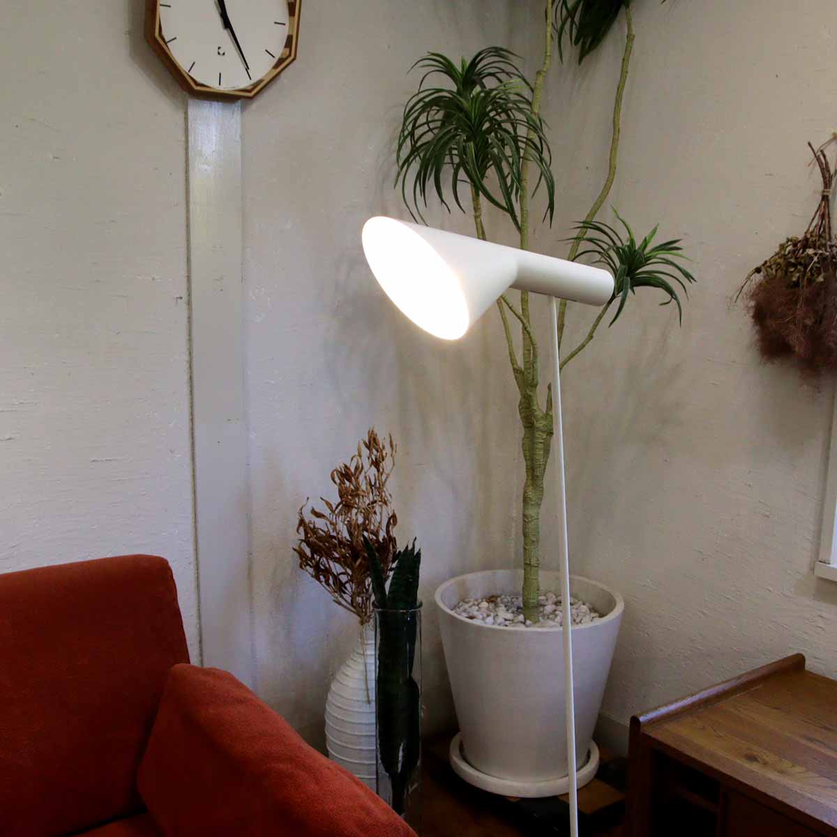 ルイスポールセン / Louis Poulsen AJフロア フロアランプ ホワイト