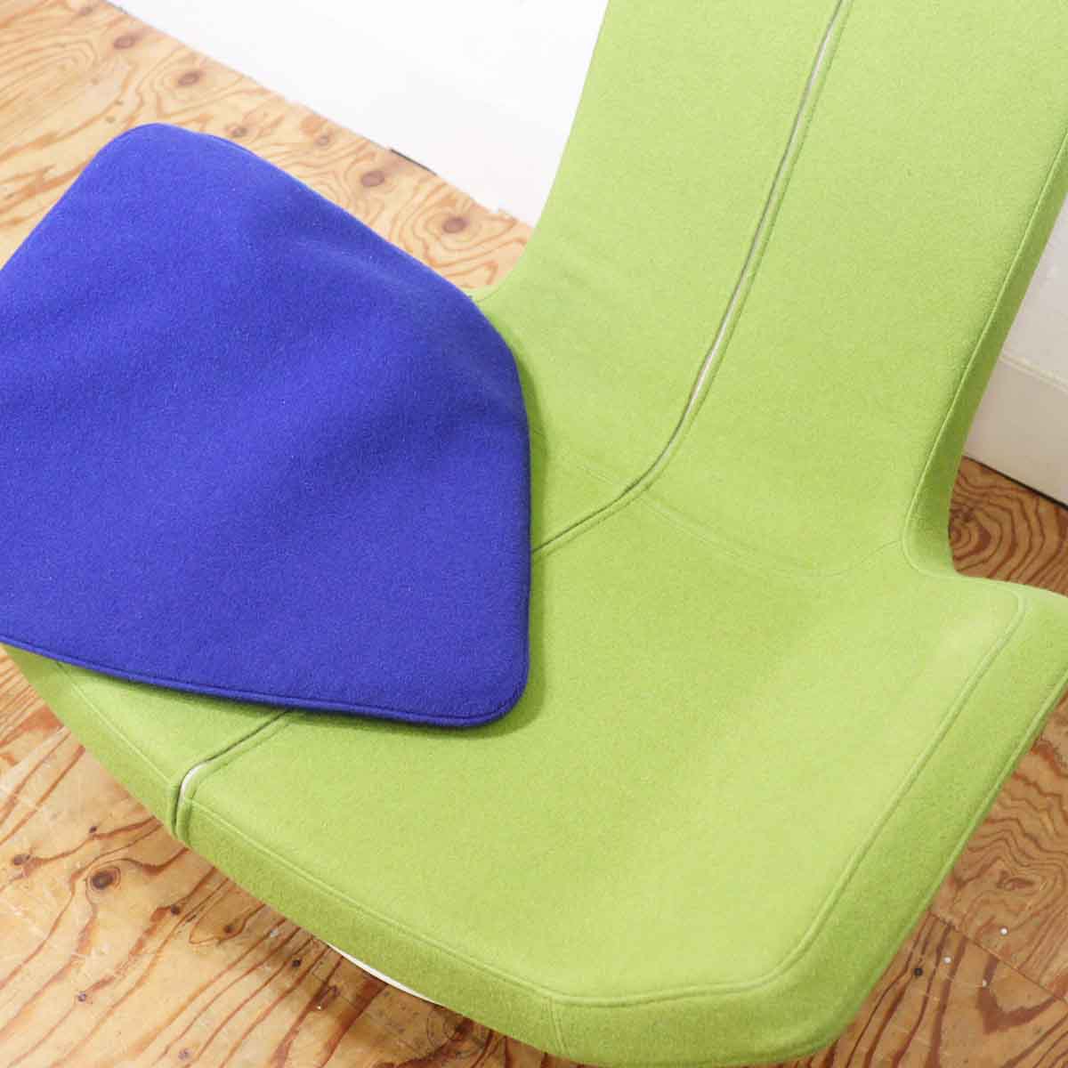 アイデック / AIDEC ルーブ / LOUV ラウンジチェア グリーン 岩崎一郎