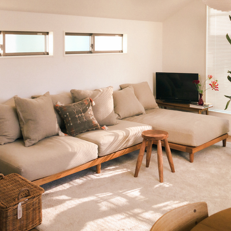 AGRAソファー吊り上げ搬入の様子をお伝えします ｜家具・インテリア Re