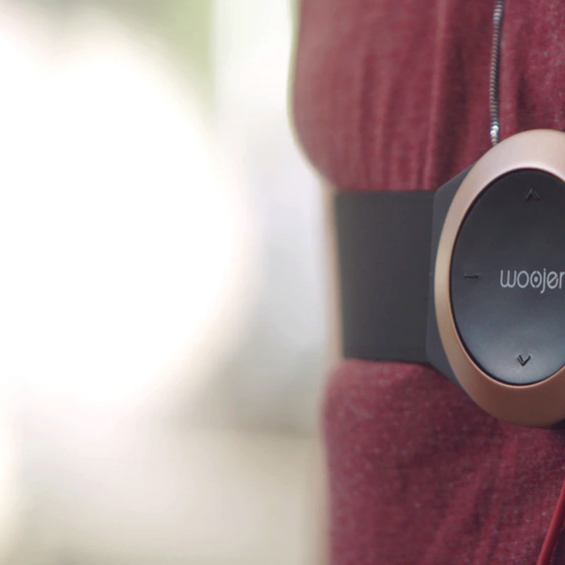 Woojer Edge｜体全体でサウンドを感じるベスト/ストラップ「エッジ