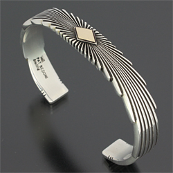 ナバホ族 Pat Bedonie 14K サンバースト バングル 【送料無料】