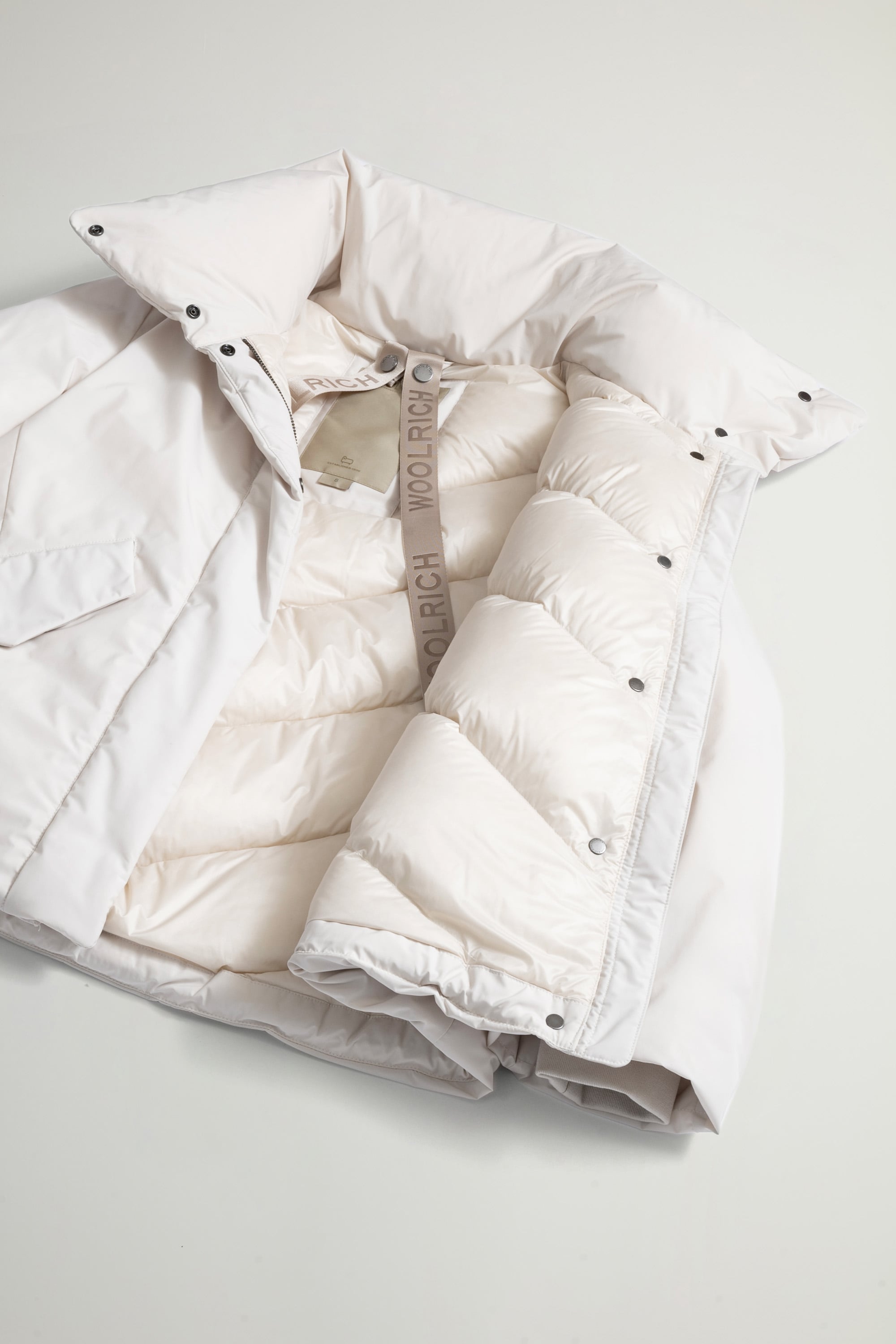 ラグジュアリー コクーン ジャケット｜WOOLRICH（ウールリッチ）公式