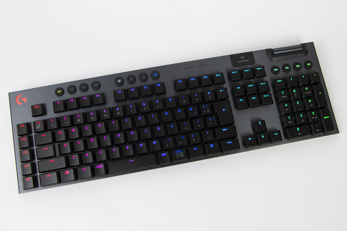 3万円のゲーミングキーボード「G913」。キーの軽さと静音性が最高