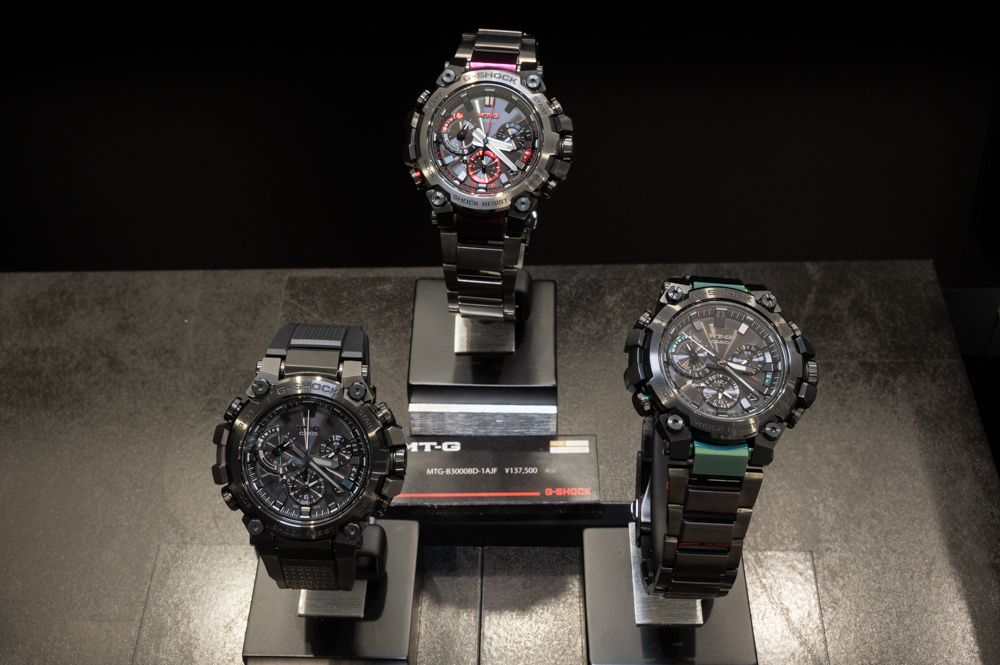 薄く軽く。G-SHOCK MT-G「MTG-B3000」を見る - Impress Watch
