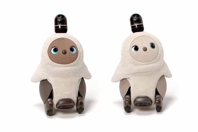 LOVOT、13万円値上げ。“逆ざや”解消で永続的なサービスに - Impress Watch