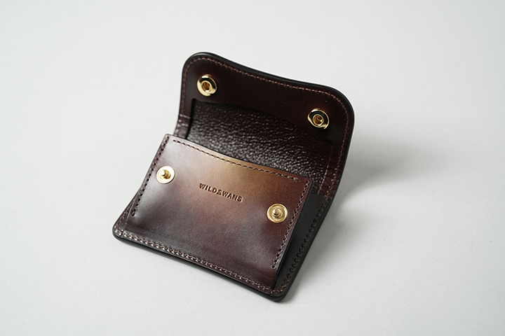 まるで絵画のようなレザーアイテム・スフマートシリーズが復刻されまし