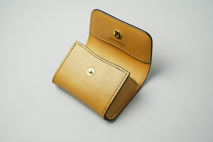 マルチカードケース・FULL GRAIN BRIDLE / ARTHUR（アーサー）について