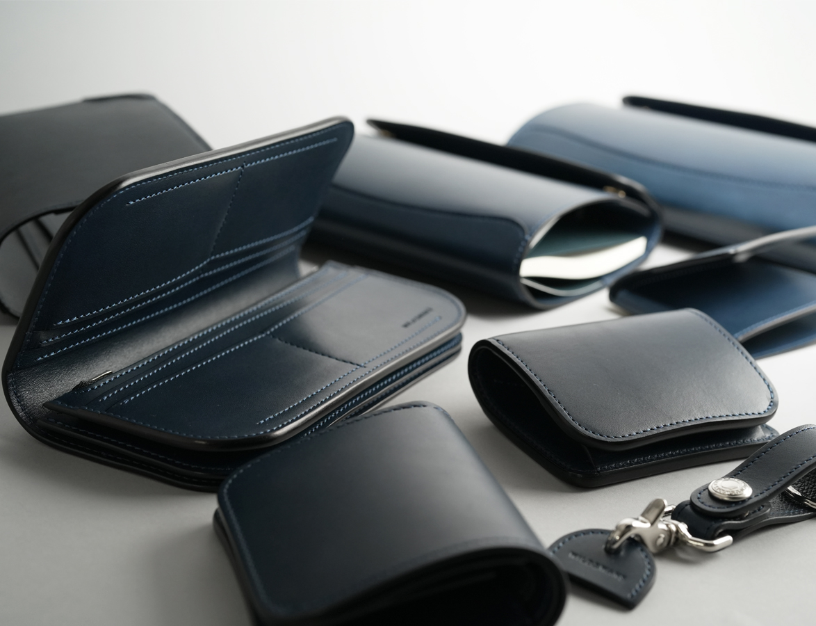 イングリッシュブライドルレザー（ネイビー）のアイテムについてのお話