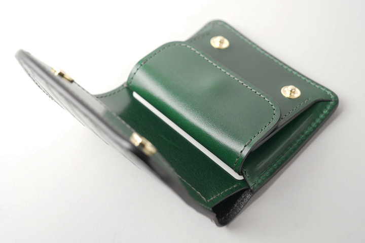 クロコダイル(ダークグリーン)を使用した限定品についてのお話