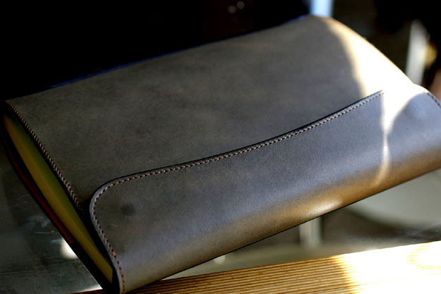 0036】ノートカバー・OWL-A5（オウルA5）について 1 | WILDSWANS