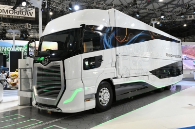 UD TRUCKS | PHOTO GALLERY| TOKYO MOTOR SHOW WEB SITE