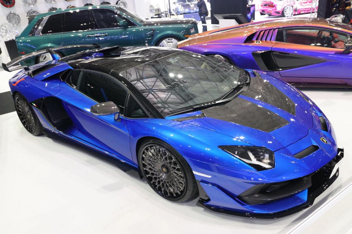 Lamborghini Aventador SVJ Roadster LP770-4 Velos Design Werks詳細