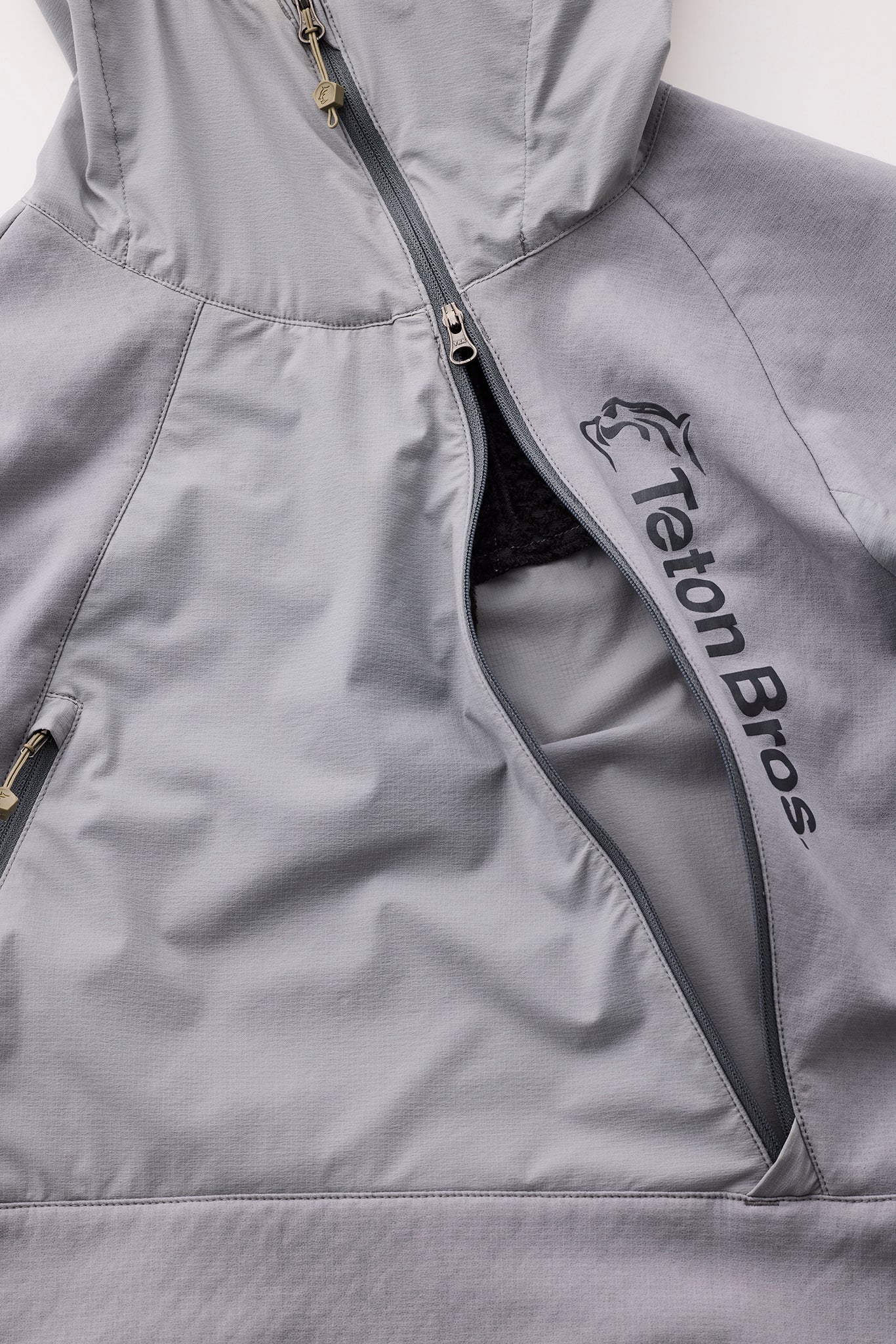 Run with Octa – TETON BROS. OFFICIAL SITE