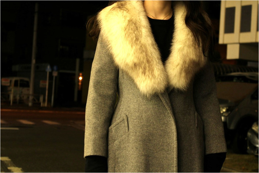 Aquascutum / アクアスキュータム】カシミヤ混ファー付コート入荷