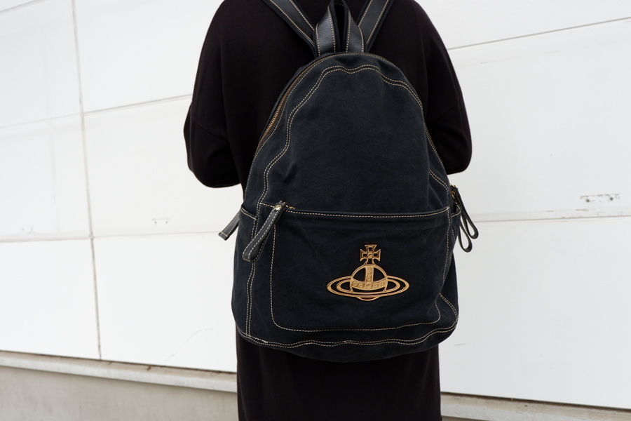 Vivienne Westwoodよりオーブロゴバックパックのご紹介。[2020.05.24