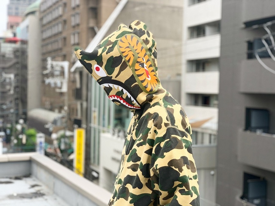A BATHING APE】シャークパーカー”大漁”入荷！エイプお探しならアメ村