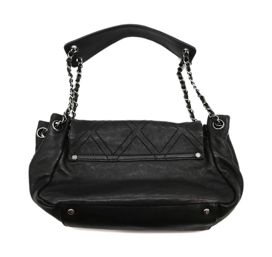 CHANEL（シャネル）ダイヤステッチチェーンショルダーバッグ A32452が