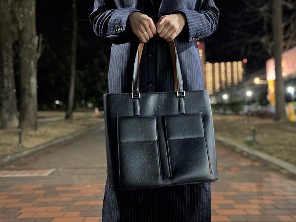 ラグジュアリーブランド【LOUIS VUITTON/ルイ ヴィトン】より