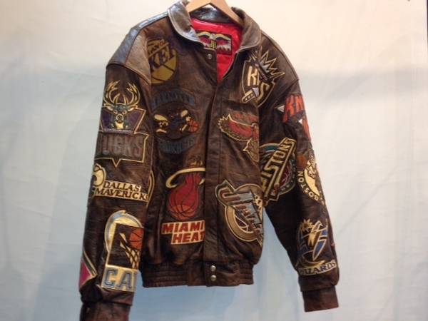 Made In USAのNBAデザインレザージャケット!!![2016.07.15発行]｜トレ