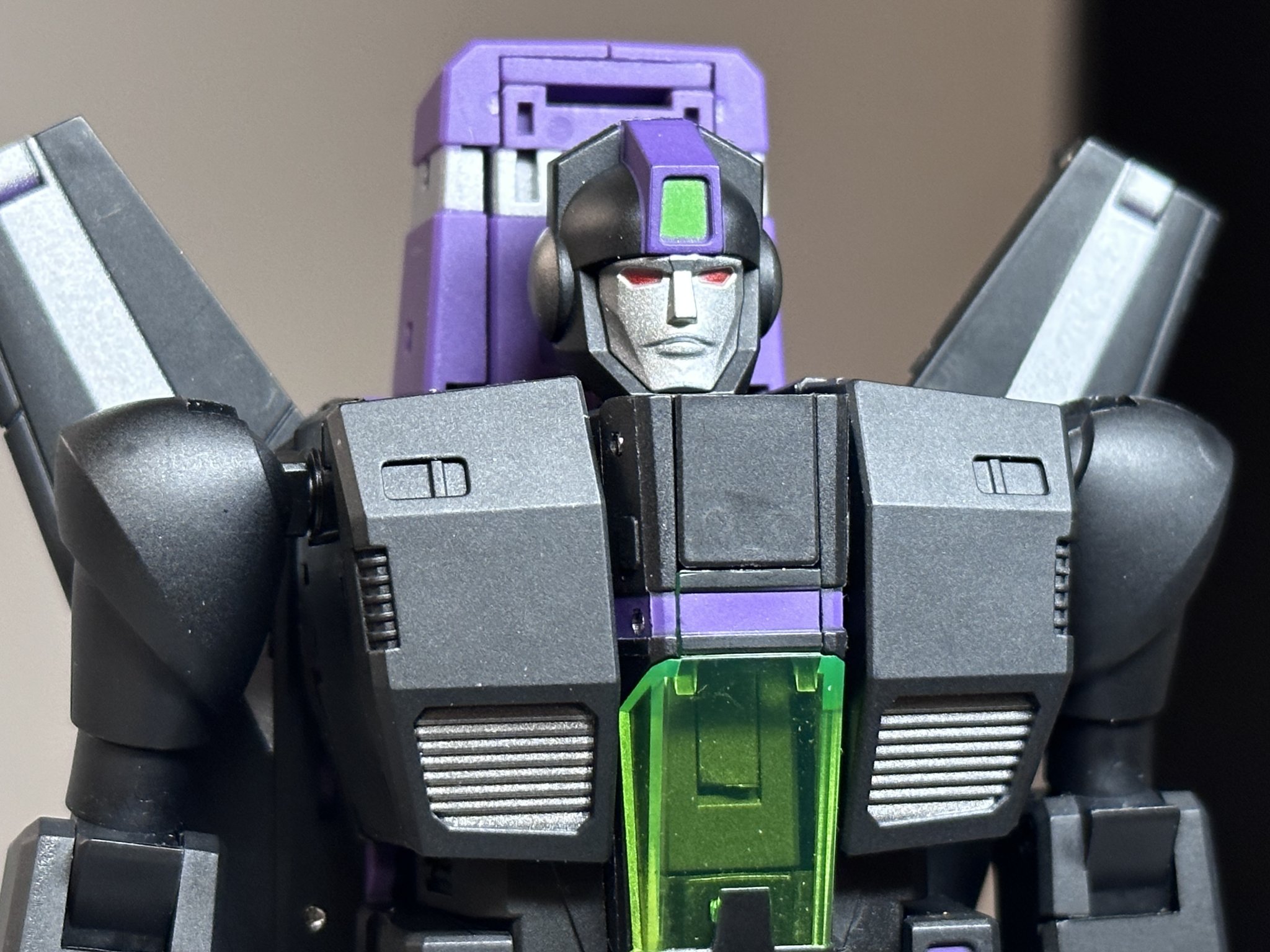 Magic Square MS-B47 Meteorite (Legends Scale G1 Skyfire) Color