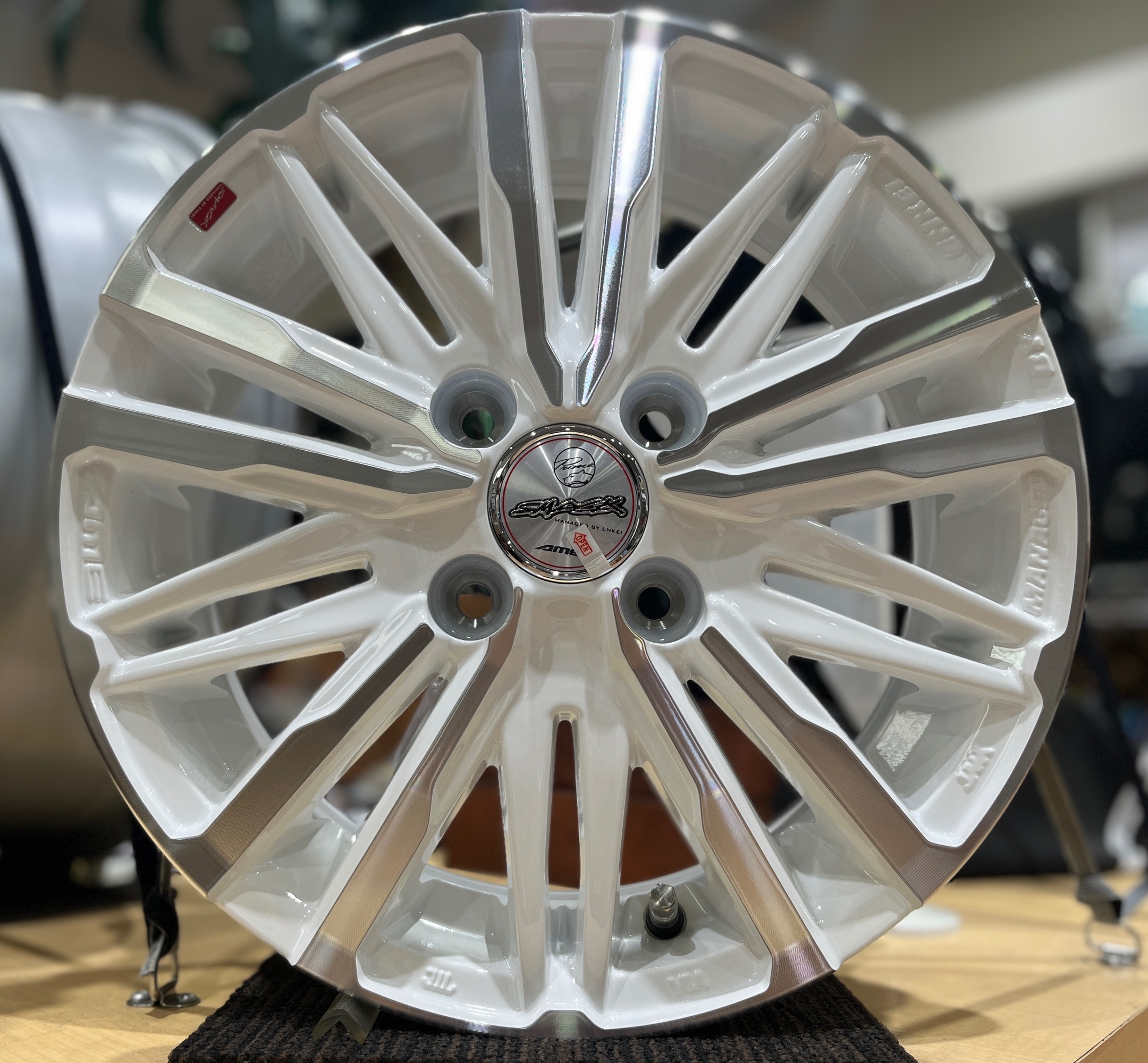 2024限定カラー！！！SMACK CREST！ | 店舗おススメ情報 | タイヤ館