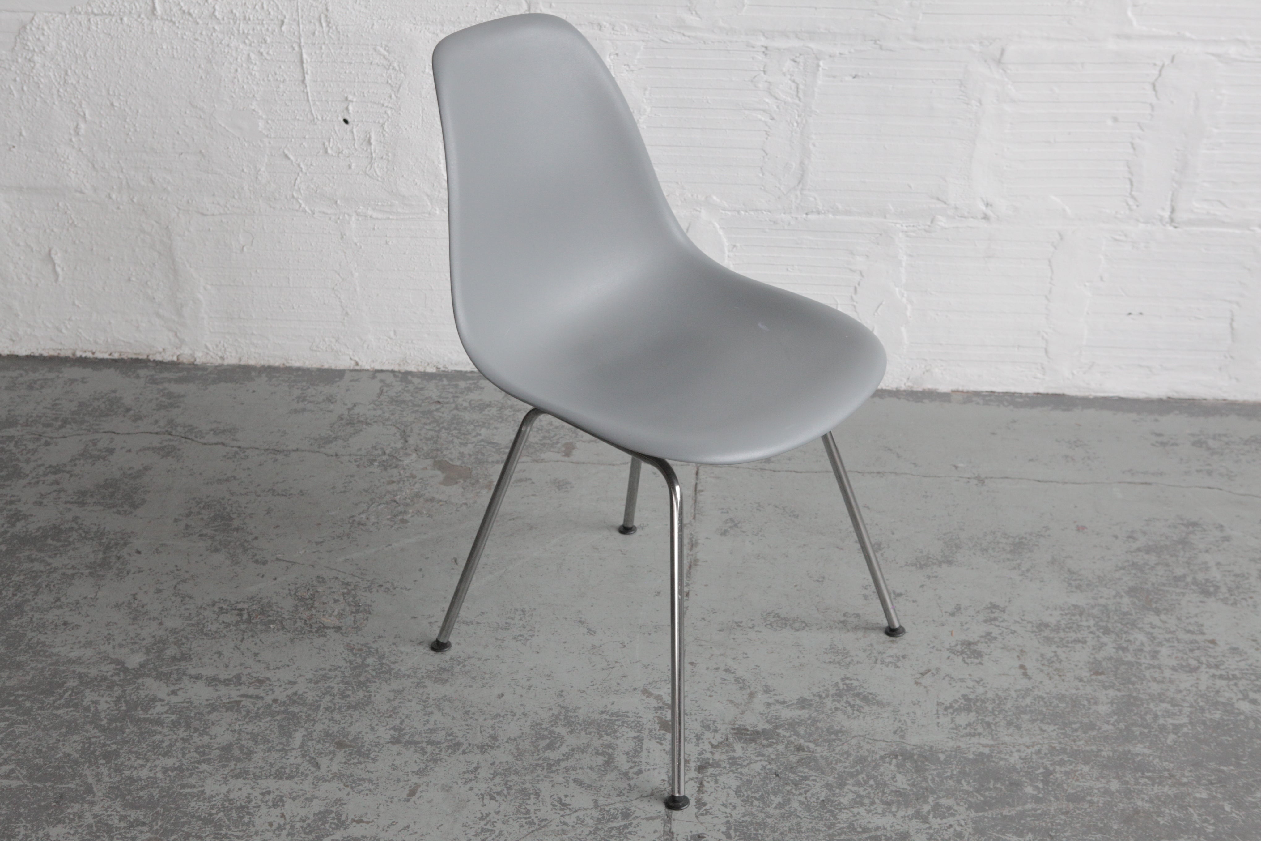 Herman Miller Plastic Eames Shell Chair – The Good Mod
