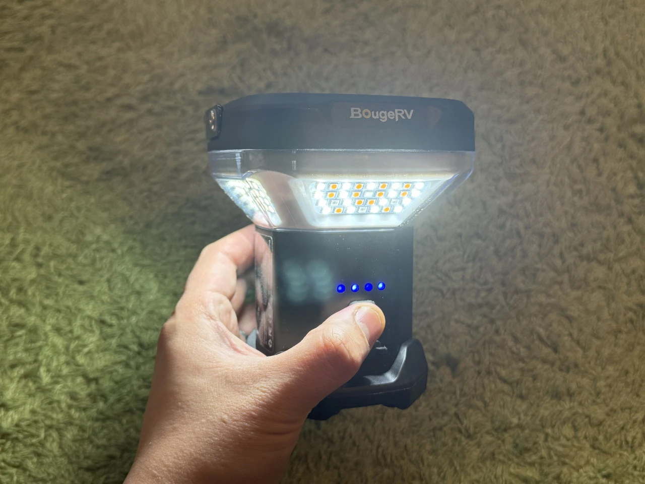 BougeRV CL03 実機レビュー！3200lm高輝度＆多機能＆三脚付き最強