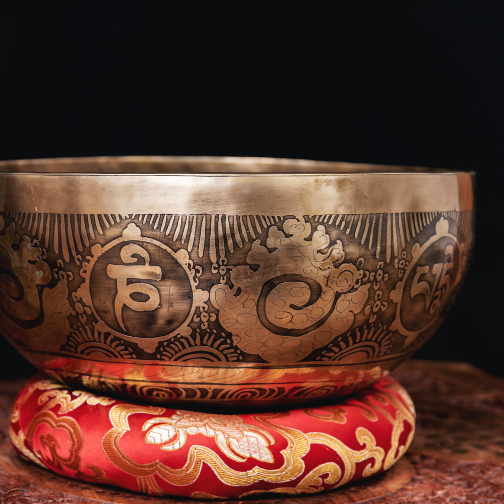 一点物】チベタンアンティックシンギングボウル【音階：E】約1635g