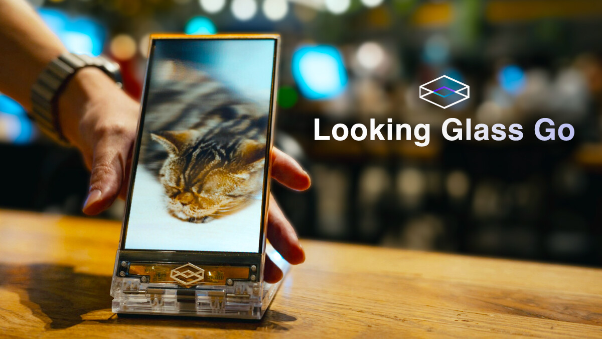 Looking Glass Go: Your Pocket-Sized Holographic Display