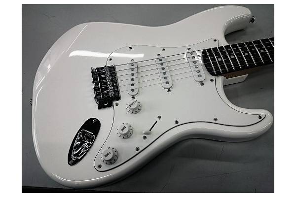 マッチングヘッドのMavisストラトタイプ激安！【吉川店】｜2018年04月