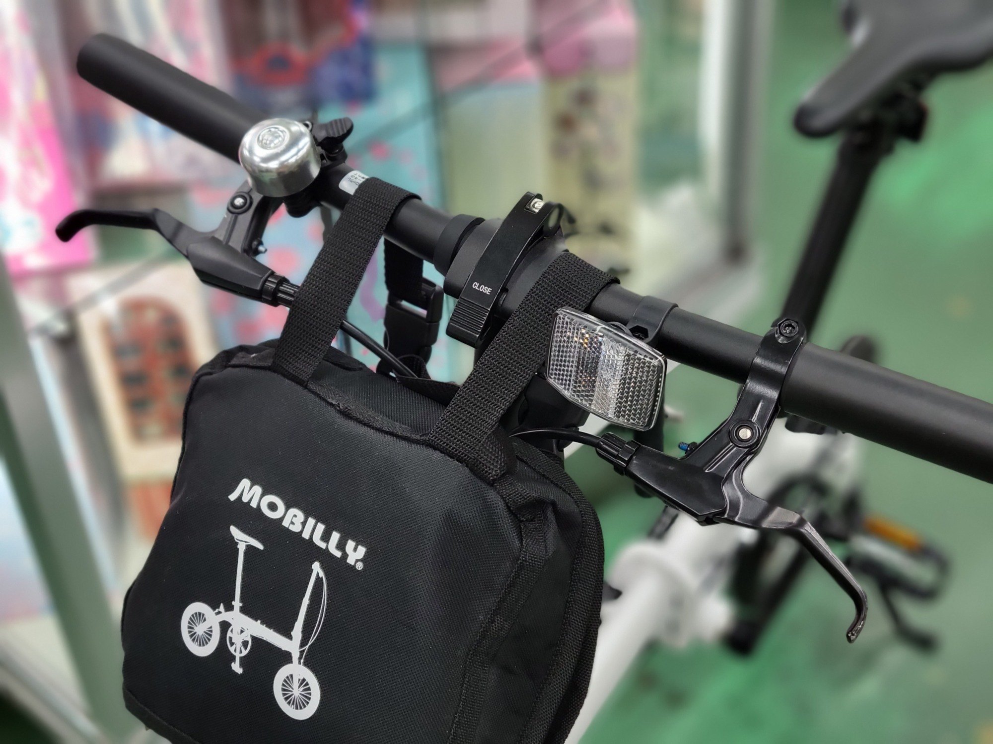 RENAULT/ルノー】PLATINUM LIGHT6(プラチナライト6) が買取入荷いたし