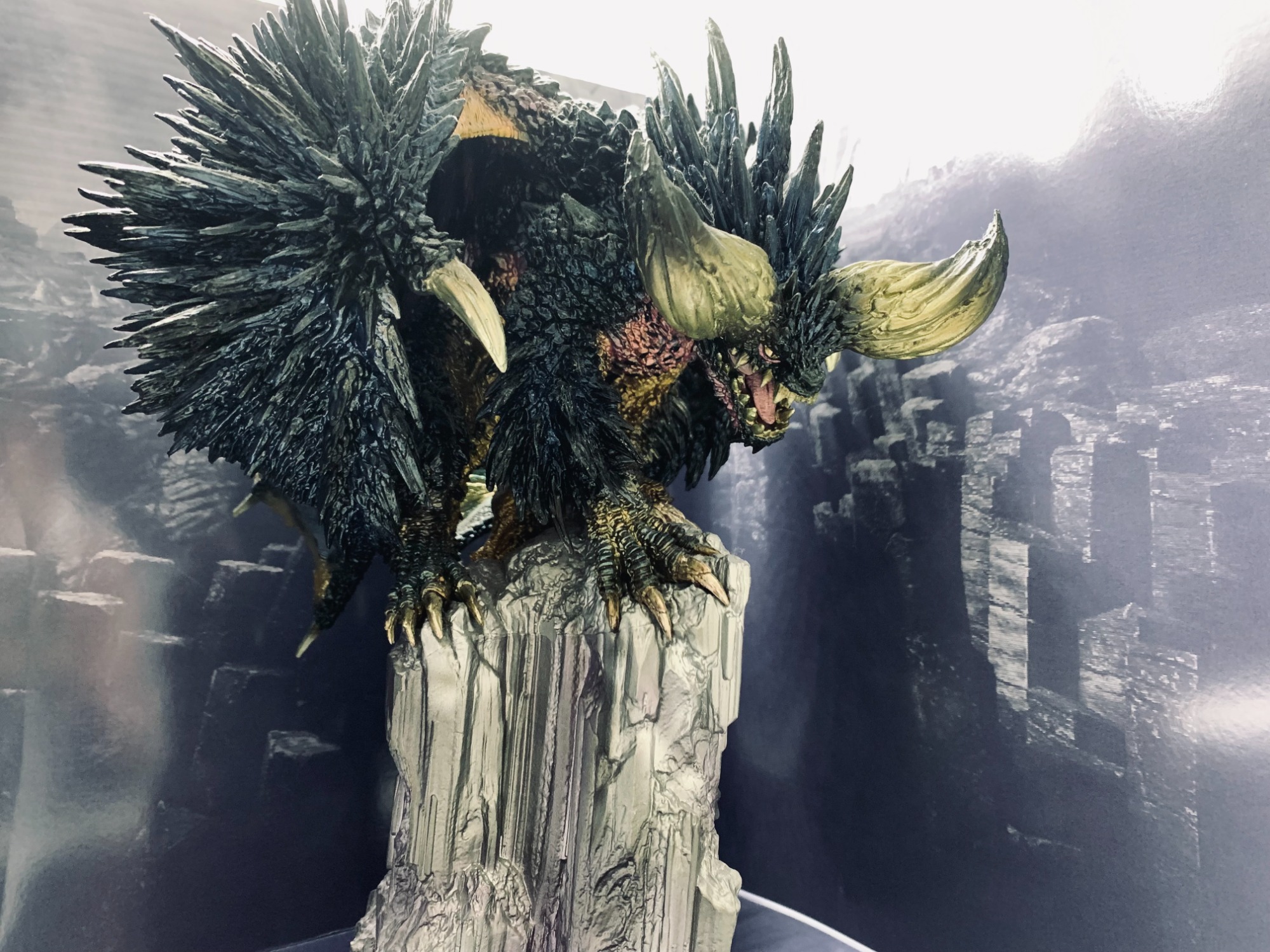 CAPCOM/カプコン 滅尽龍 歴戦王ネルギガンテ フィギュアが買取入荷