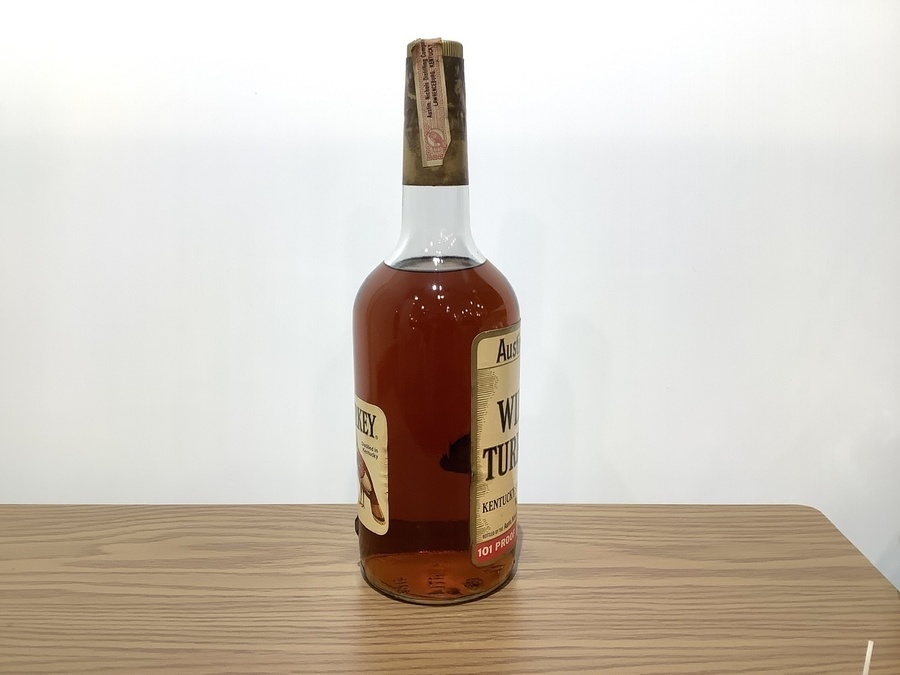 スマホで購入】WILD TURKEY(ワイルドターキー)旧ラベル 8年をご紹介